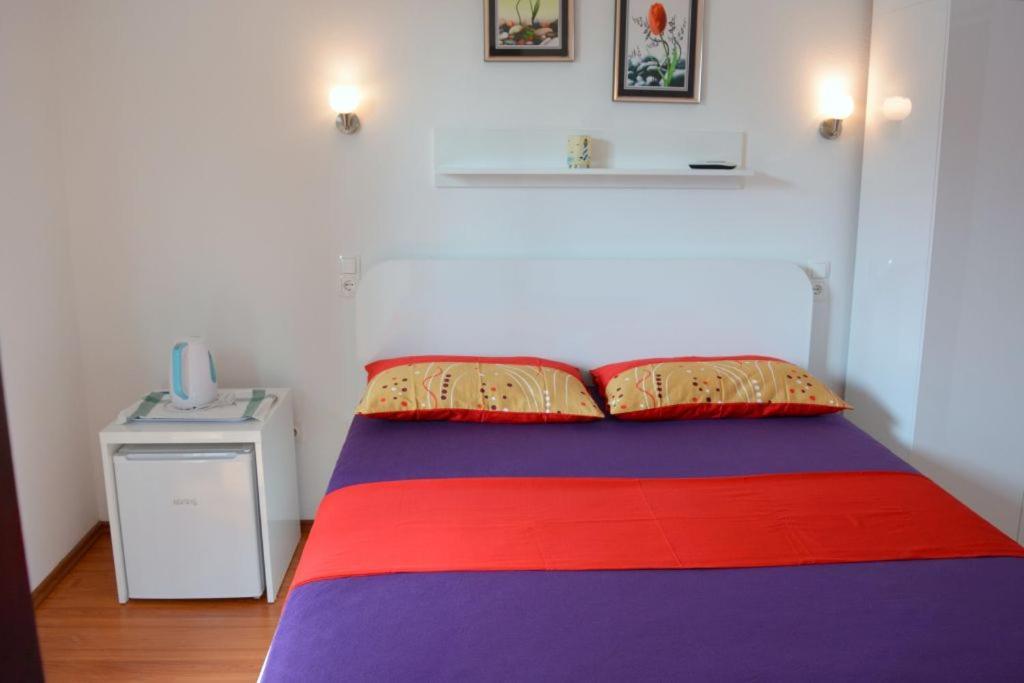 Apartmani Ana Juricev Vodice וודיצה מראה חיצוני תמונה