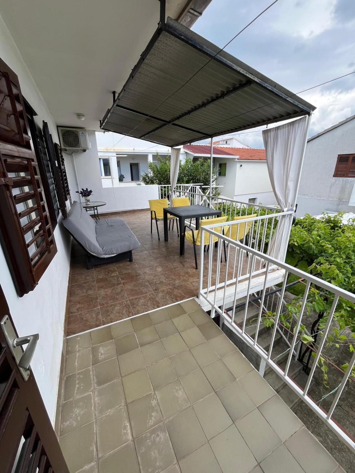 Apartmani Ana Juricev Vodice וודיצה מראה חיצוני תמונה