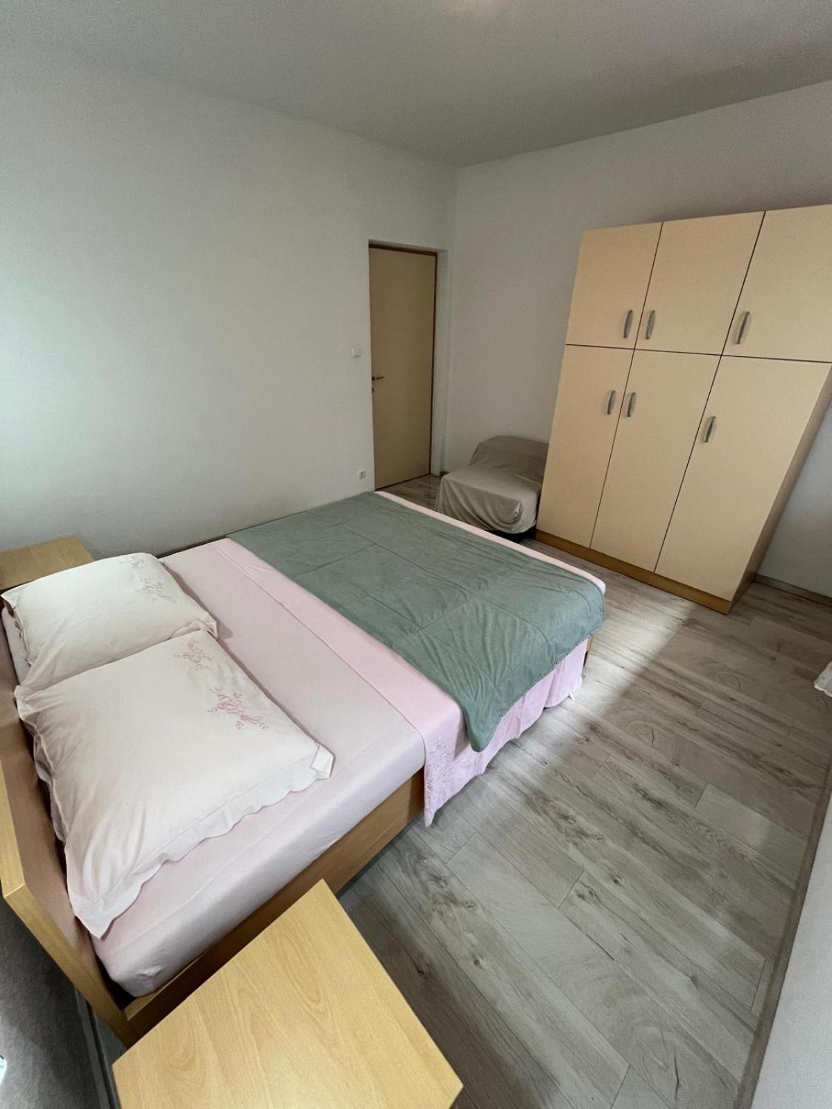 Apartmani Ana Juricev Vodice וודיצה מראה חיצוני תמונה