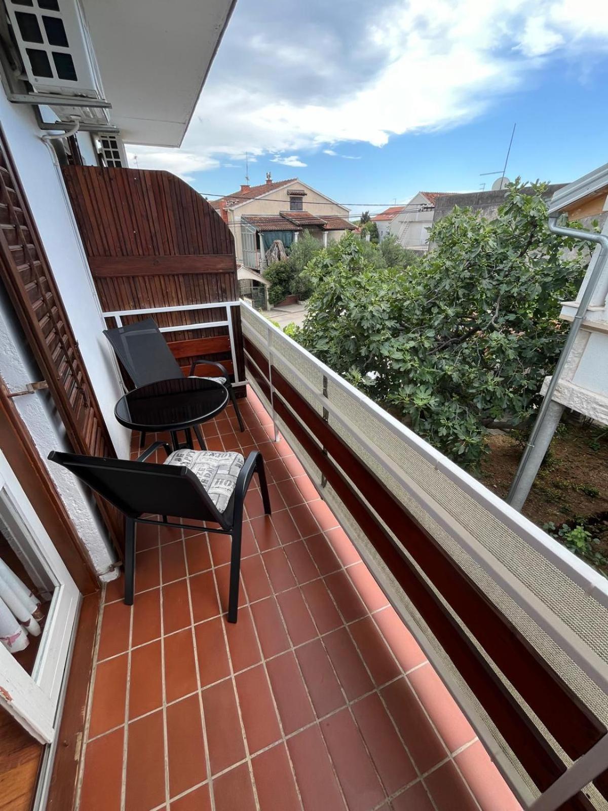 Apartmani Ana Juricev Vodice וודיצה מראה חיצוני תמונה