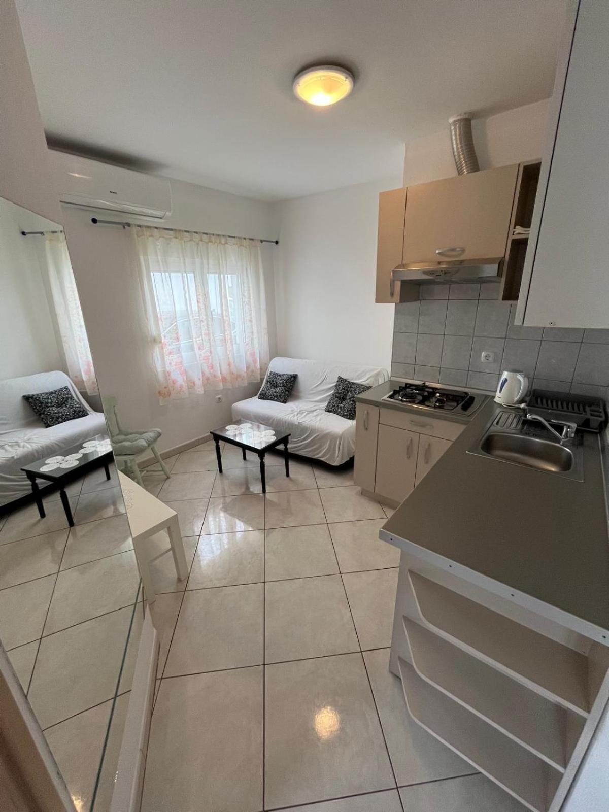 Apartmani Ana Juricev Vodice וודיצה מראה חיצוני תמונה